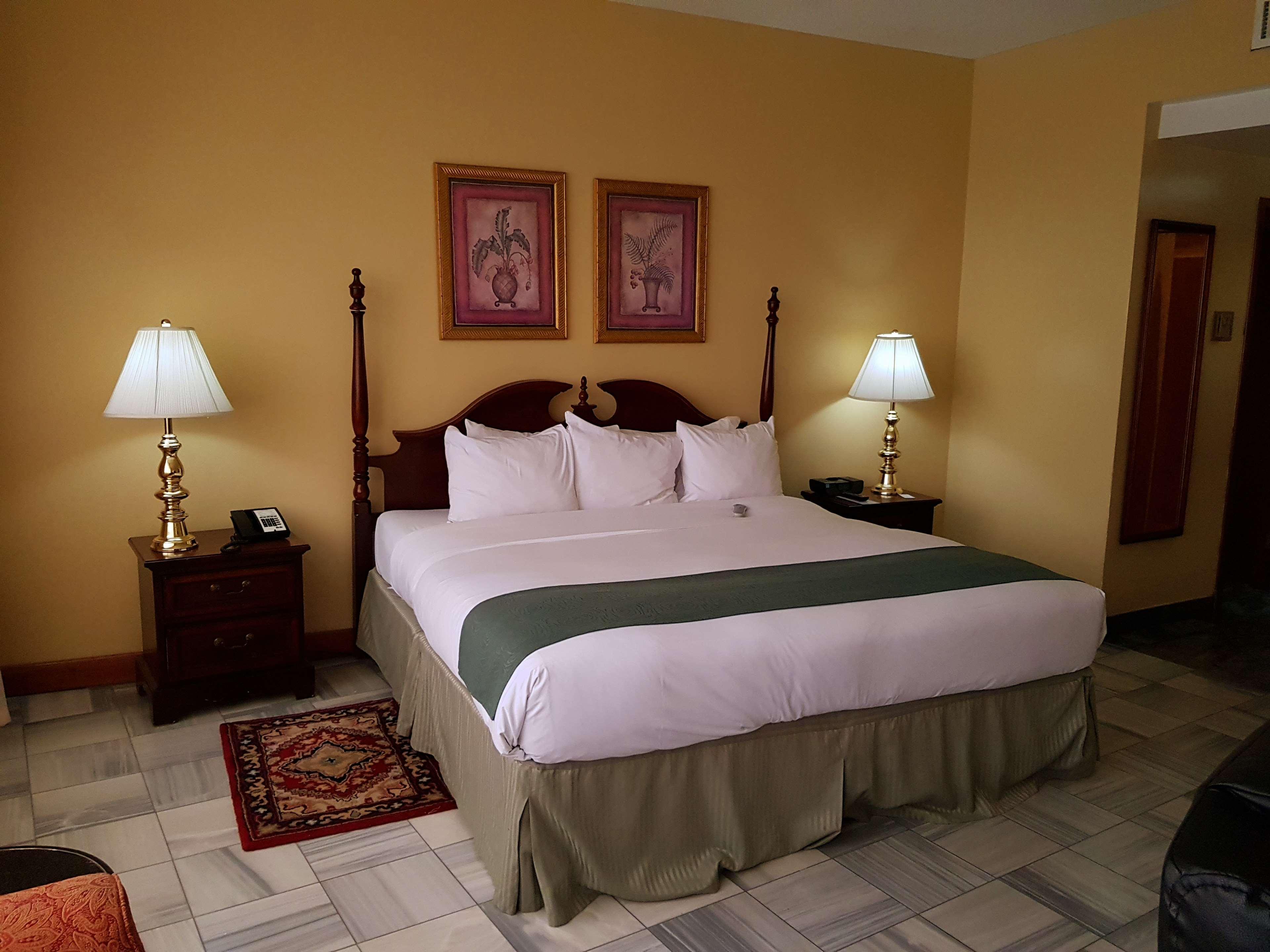 Fort George Hotel And Spa Belize City Eksteriør billede