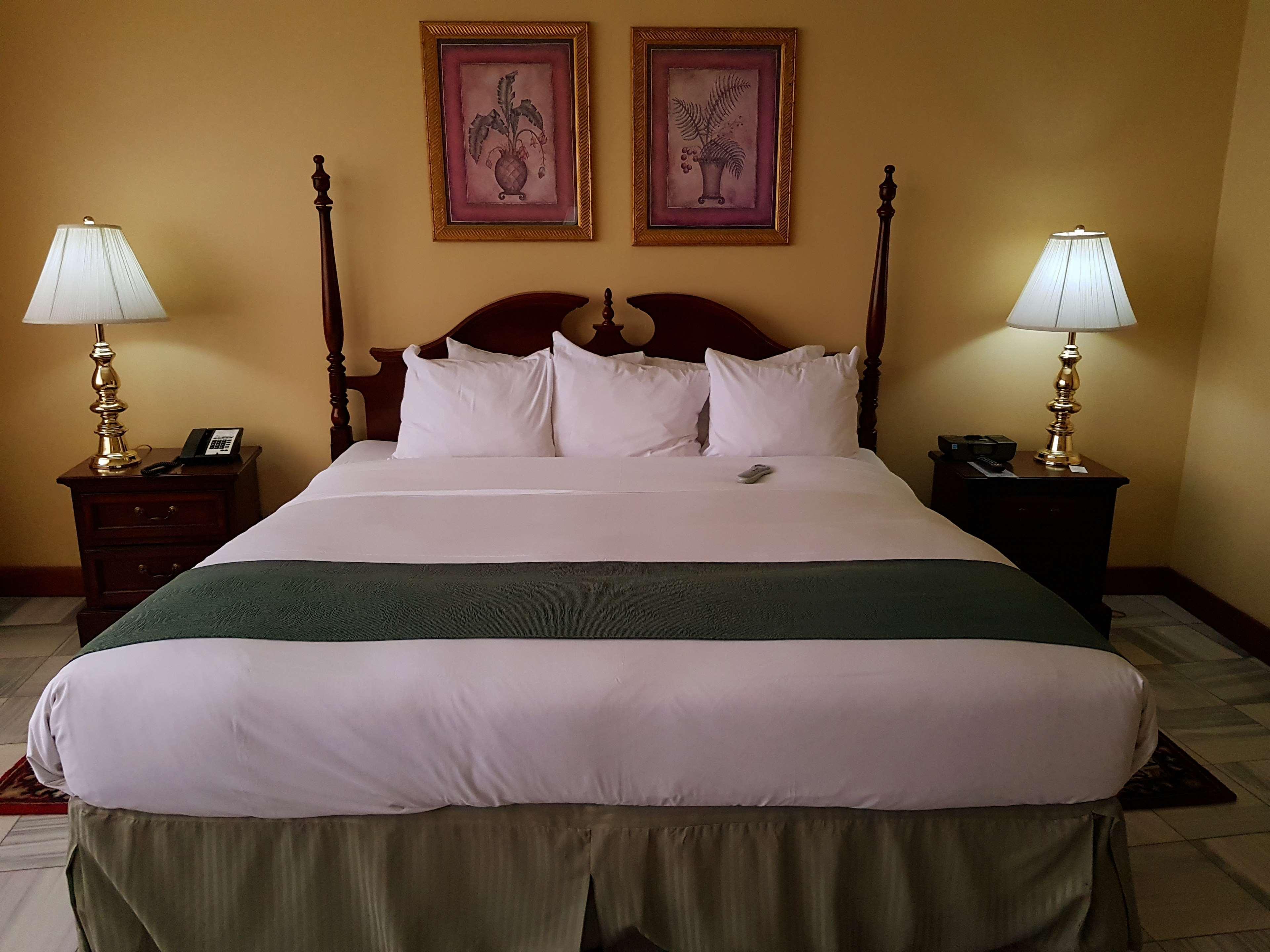 Fort George Hotel And Spa Belize City Eksteriør billede
