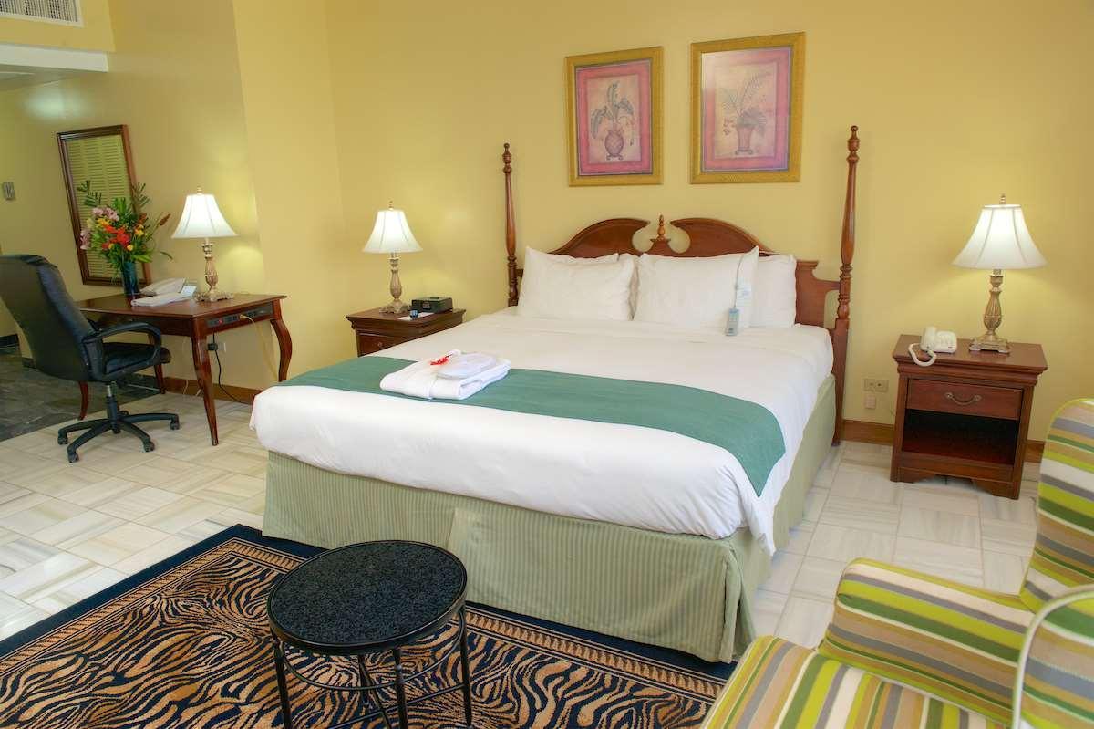 Fort George Hotel And Spa Belize City Eksteriør billede